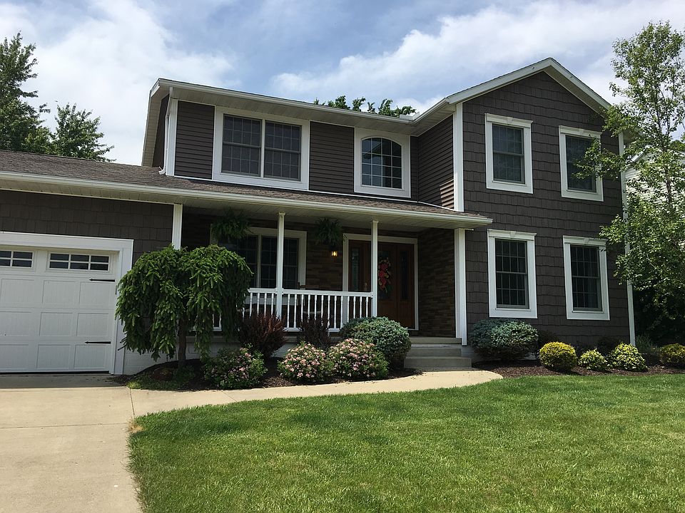 1st image of 908 Armstrong Dr