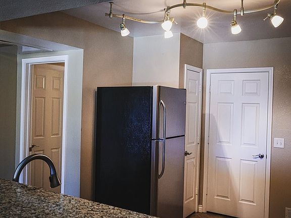 5th image of 45 Maleena Mesa St APT 1824