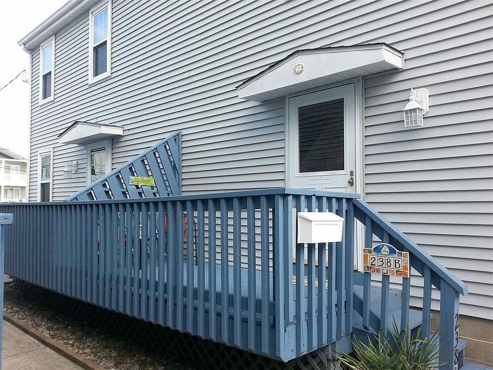 1st image of 238 37th St #4