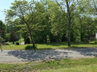 207 Locust St, Jonesboro, IL 62952