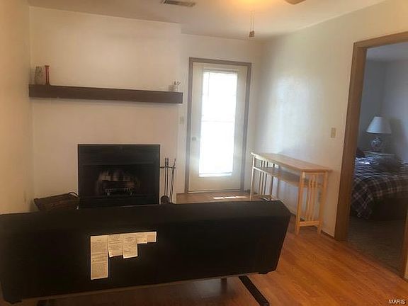 5th image of 32 Pepperwood Ct #32