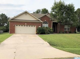 113 Bucks Pocket Dr, New Market, AL 35761