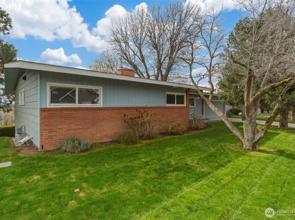 950 SE 12th Street, College Place, WA 99324