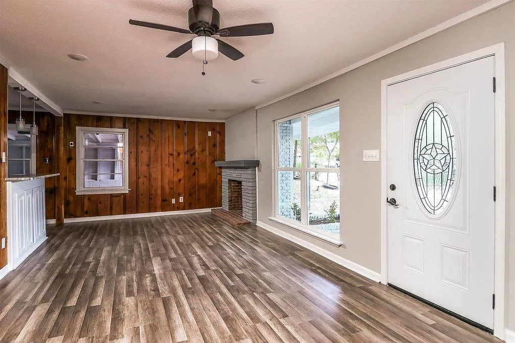 3 bed, 1170 sqft, $1,595 — Photo 4