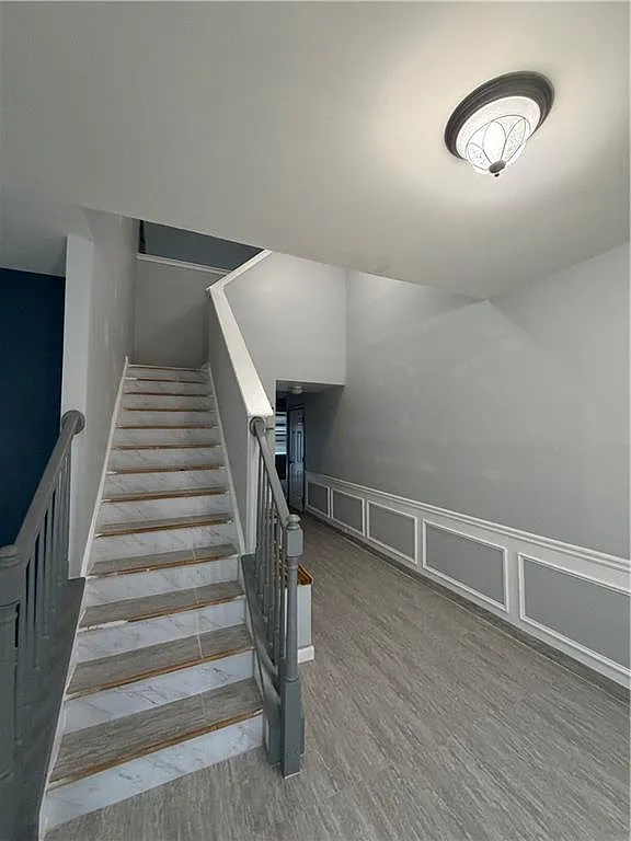 4 bed, 2.5 bath, 3033 sqft, $2,600 — Photo 4