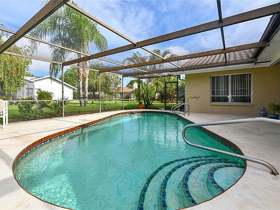4th image of 6576 Waterford Cir