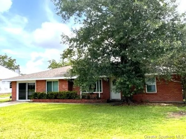 4121 Mary Ann St, Lake Charles, LA 70605