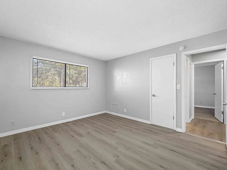 Bedroom Entry