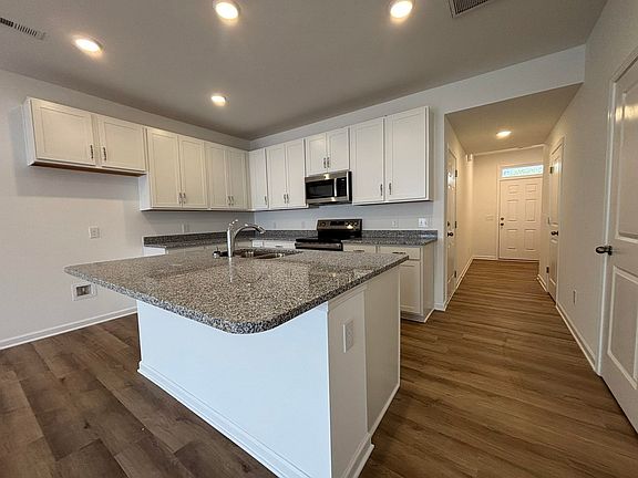 6th image of this home