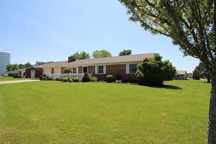 1st image of 102 Westminster Dr