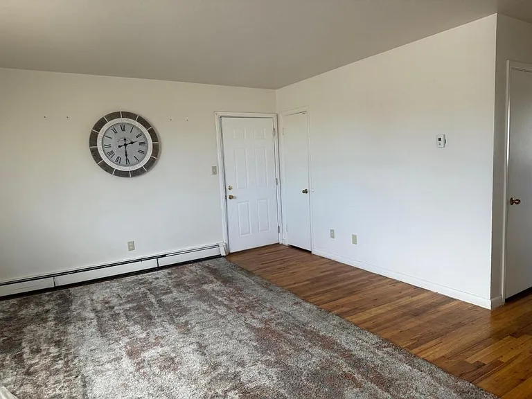 1767 Oxford Dr #3 — Photo 4