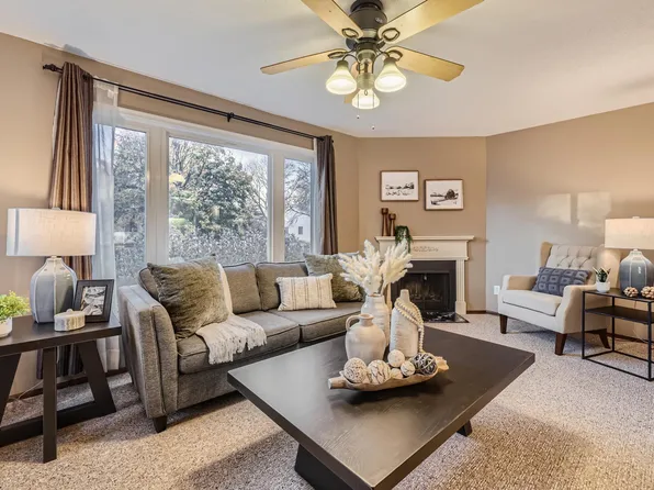 317 Elan Ct, Woodbury, MN 55125