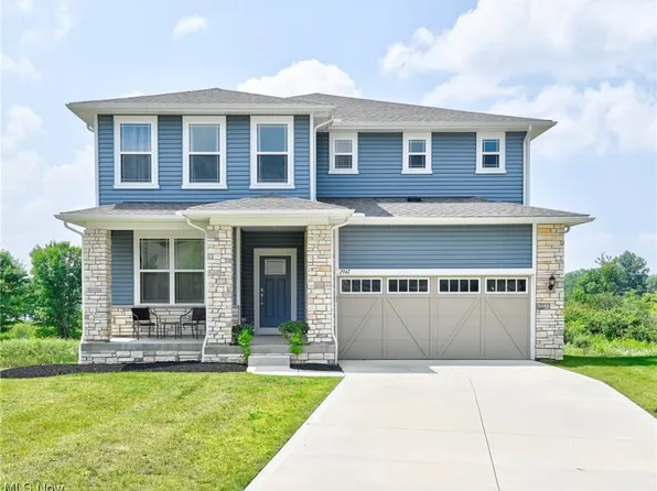 2947 Darlene Ct, Twinsburg, OH 44087