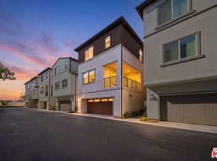 2413 Little Rock Ln, Simi Valley, CA 93065