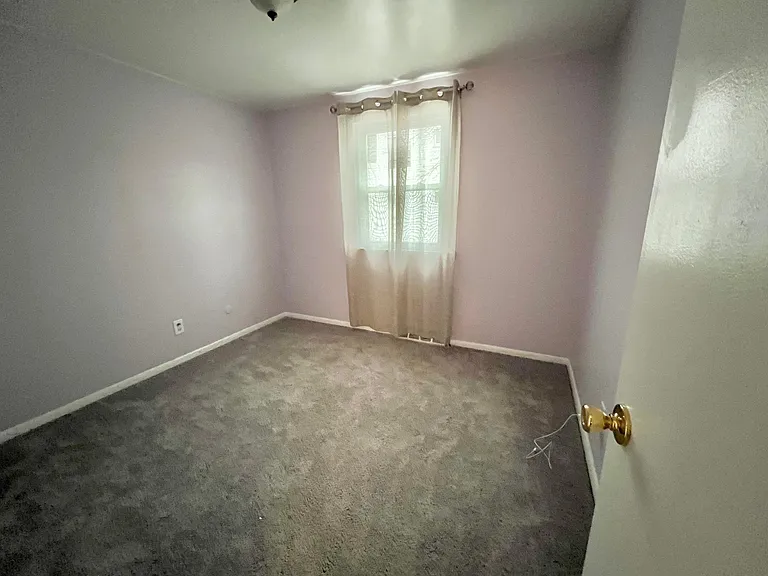 133 Sunshine Dr — Photo 17