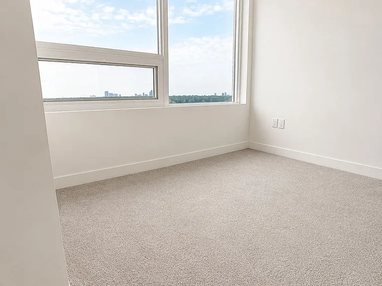 4010 Eglinton Ave W #1314 — Photo 12