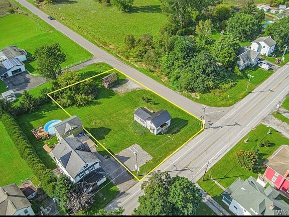 4th image of 9266 Ridge Rd
