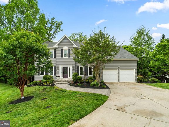 3rd image of 5114 Crystal Park Ln