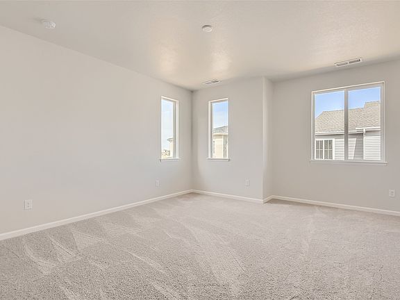 3rd image of 14111 Deertrack Ln
