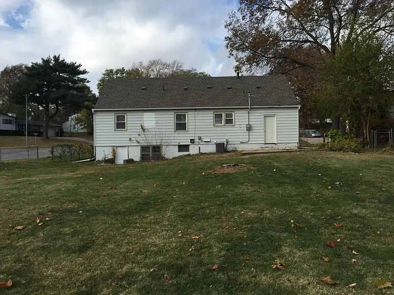 6213 N Woodland Ave — Photo 22