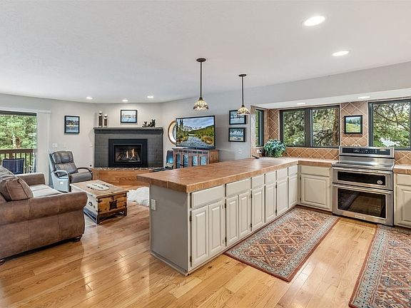 4th image of 753 Lagoon Drive UNIT A