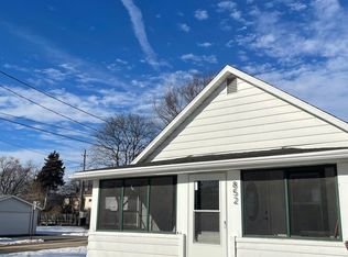 852 Ridgewood Way, Madison, WI 53713