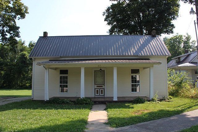 1st image of 213 Mammoth Cave St