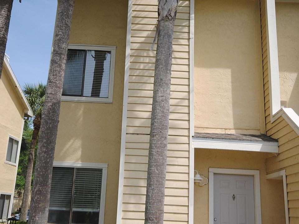 1st image of 100 Fairway Park Blvd Unit 705