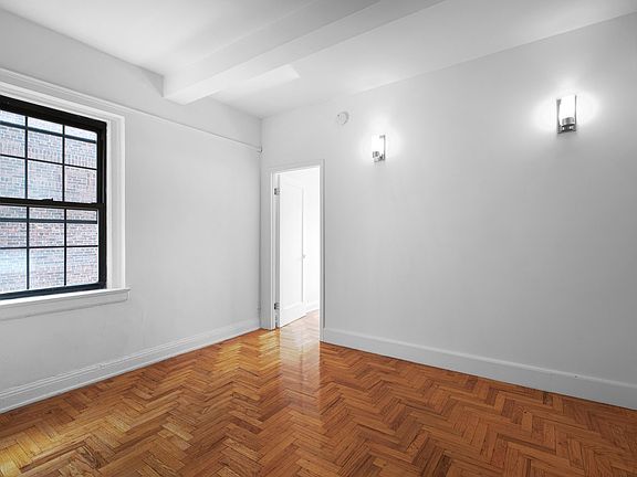 3rd image of 245 E 11th St APT 5D