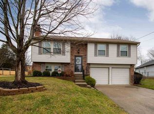 8334 Tamarack Dr, Florence, KY 41042