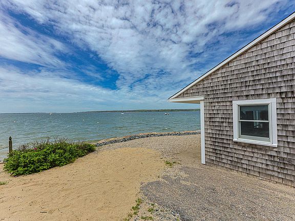 3rd image of 41 Seconsett Island Road
