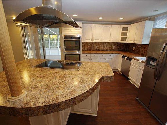 4th image of 27 Limetree Dr