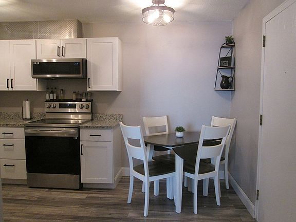 3rd image of 10 Chapel Hill Dr APT 5