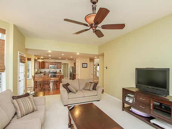 Family Room/Kitchen