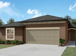 3745 Capital Reserve Dr, Plant City, FL 33565