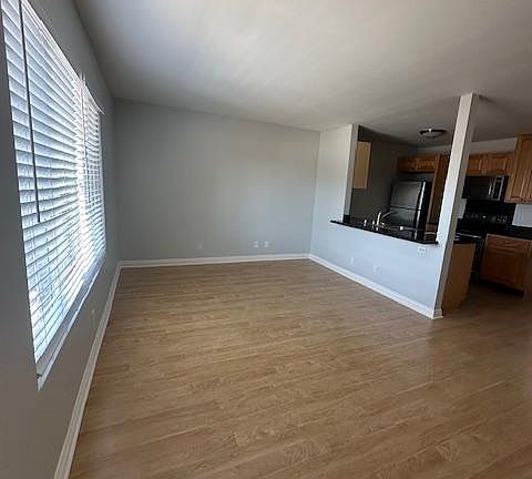 4th image of 3929 Texas St Unit 5