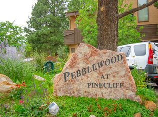 866 Pebblewood Dr, Colorado Springs, CO 80919