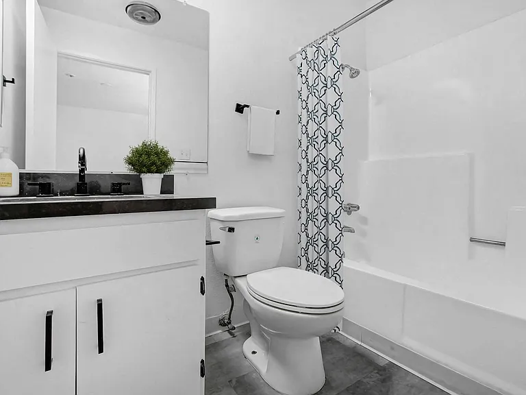 Keystone Apartments — Photo 21