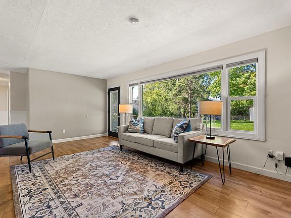 5th image of 1337 S Bahnson Ave