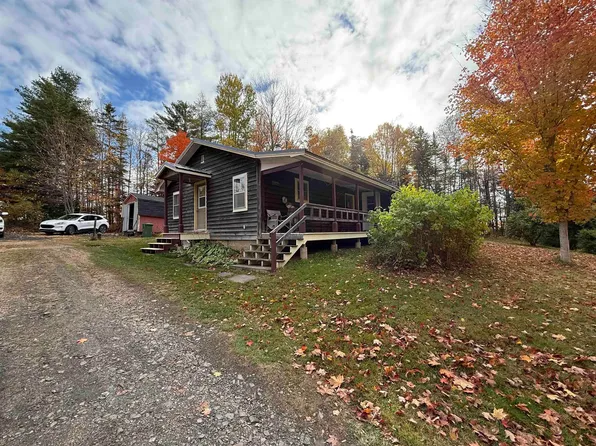 418 Charles Hill Rd, Lunenburg, NS B0R 1A0