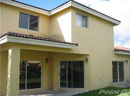 5th image of 4405 NW 110th Ct