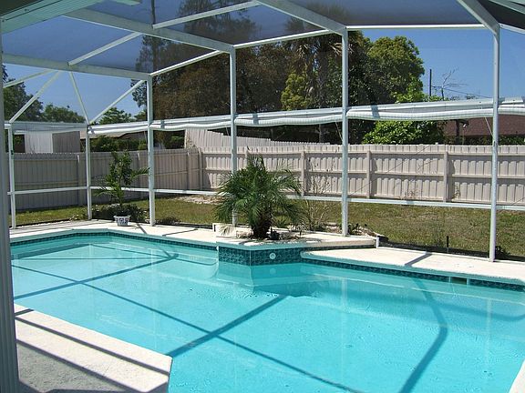 Screen Inground Pool