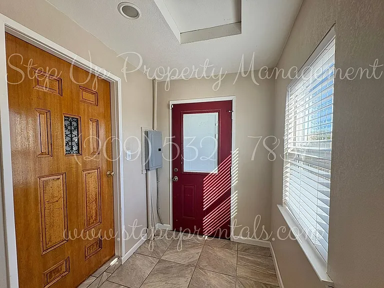 10313 Crackerbox Rd — Photo 3