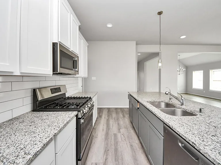 859 Sarasota Shore Dr — Photo 21