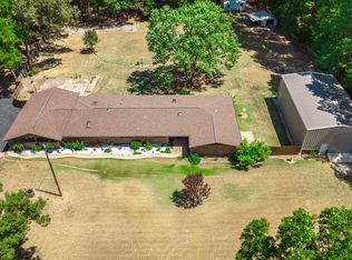 512 Hillcrest Dr, Hughes Springs, TX 75656