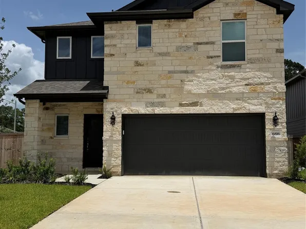 6816 Hart Oak Dr, Conroe, TX 77304