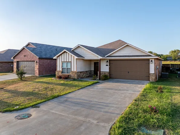 108 Tallgrass St, Calera, OK 74730