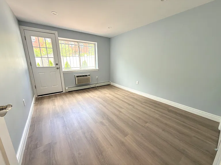 6 E 118th St #1 — Photo 4