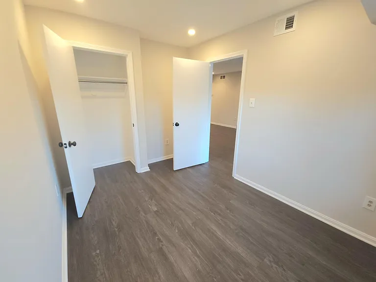 2511 McVeary Ct — Photo 2