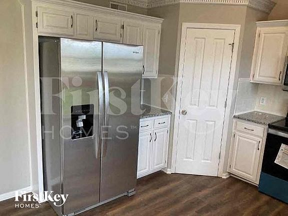 5th image of 8915 NE 101st St